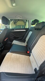 Volkswagen Passat Variant 2.0 TDI 190k BMT Highline 4MOTION - 12