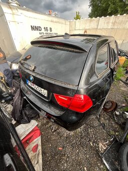 BMW e91 325d - 12