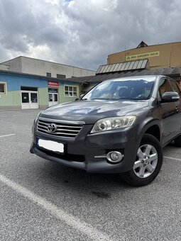 Toyota RAV4 2.2 D-4D 4x4, 110 kW, 2012 - 12