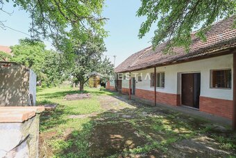 REZERVOVANÉ - Rodinný dom na veľkom pozemku Senica - Čáčov - 12