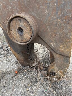 CAT 330 - 12