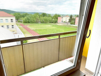 Predaj priestrenného 3izb.  bytu 88m2 + 4xloggia ,v centre m - 12