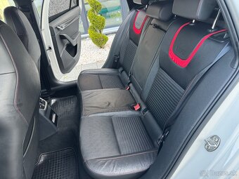 ŠKODA OCTAVIA 3 COMBI RS CHALLENG 2.0 TDI 135KW DSG - 12