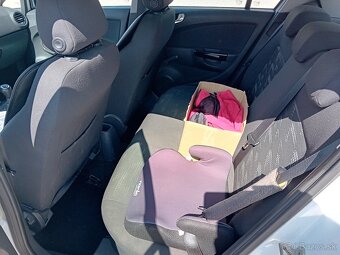 Opel Corsa 1.3D - 12