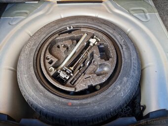 Predám Škoda Octavia Combi 1.9 TDI 77 KW Elegance r.v.2009 - 12