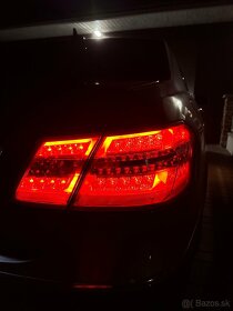 Predám zadné pravé LED svetlo na Mercedes W212 - 12