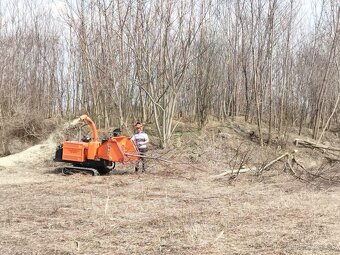 ♻️ Prenajmem profesionálny drvič /štiepkovač/ konárov. ♻️ - 12