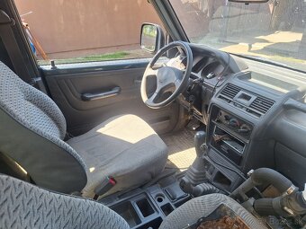 Pajero 2.5 viac info tel - 12