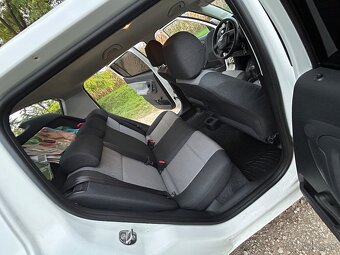 Škoda Fabia 1.4i 16V 63kw - 12