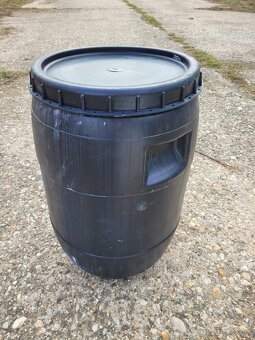 Plastové sudy - 12
