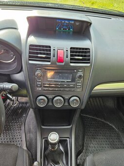 Subaru XV 2,0d  AWD - 12