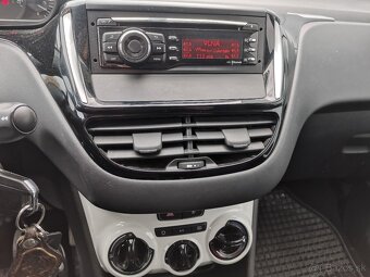 Peugeot 208 - 12