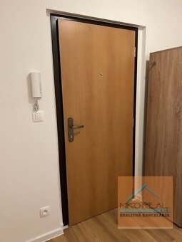 na prenájom zrekonštr. 2 izb. byt, KADNÁROVA ul. - 12