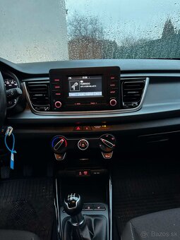 Kia rio - 12