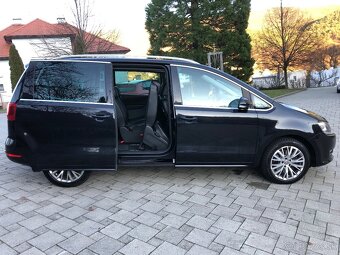 Volkswagen Sharan 2.0TDi 7-miestny - BiXenon, Slovenské ŠPZ - 12