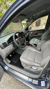 Kia Sorento 2.5 - 12