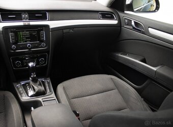 Škoda Superb Combi 2.0 TDI CR 170k Elegance 4x4 DSG - 12