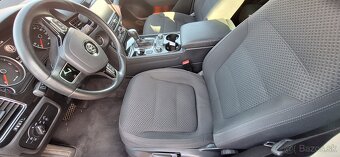 Volkswagen Touareg - 12