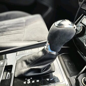 Alcantara / Perforovaná - hlavica DSG ŠKODA - 12