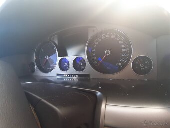 Volkswagen Phaeton 3,0TDI 176kw kód: CEX - 12