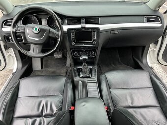 Škoda Superb 2 Combi 2.0TDI DSG 125 kW, r. v. 2011 - 12