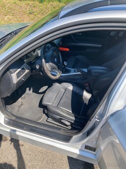 BMW e91 320d 120kw - 12