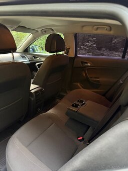 Opel Insignia 2.0CDTI 2011 - 12