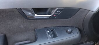 Predám Audi A4 B7 1.9TDI Avant - 12