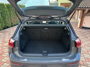 VW Golf VIII 1.5 eTSI 96kw Dsg STYLE - 12