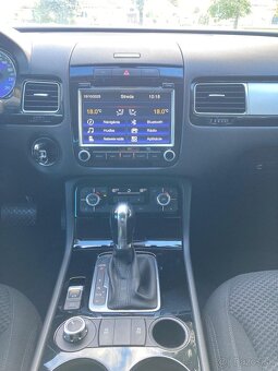 Volkswagen Touareg 3.0 TDI V6 - 12