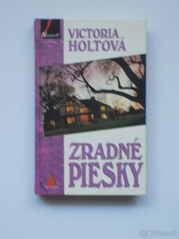 Historické romance-Small,Proctor, Medeiros a iný - 12