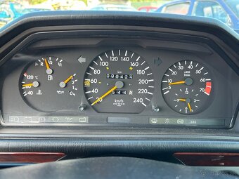 Mercedes-Benz E trieda Kabriolet E220 Cabrio - 12