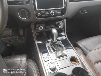 Volkswagen Toureg 3.0TDI. 2010 r. - 12