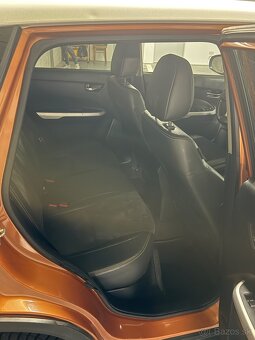 Predám Suzuki vitara 1.6 Automat Full výbava. - 12