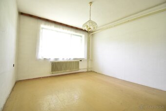Na predaj rodinný dom s garážou, Lietava - 12