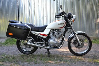 Suzuki GR650 - 12
