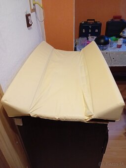 Komoda , prebalovaci pult aj vanička - 12
