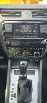 Škoda Octávia DSG M 2017 - 12