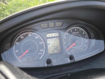 Suzuki Burgman 125cm r.v 2016 - 12