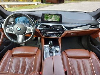 BMW Rad 5 Touring 540i xDrive G31 (340k) - M Paket, Adaptive - 12
