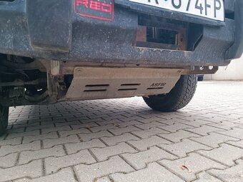 Mitsubishi L200 2.5 DI D - 12