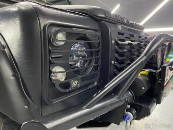Land Rover Defender TD5 - 12