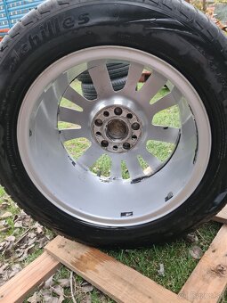 Predám elektrony a zimné gumy 225/55R16  na Audi A6 16-tky - 12