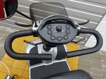 elektricky skúter pre ZTP seniorov Invacare Orion - 12