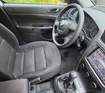 Škoda Octavia 1.2 TSI – rok 2010, benzín, 246 000 km - 12