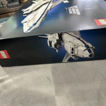 Nové LEGO Iconsb10360 Letadlo pro přepravu raketoplánů - 12