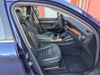 Alfa Romeo Stelvio 2.2 JTDM Super Q4 - 12