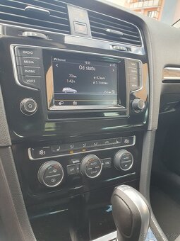 VW GOLF VII VARIANT 2.0 TDI HIGHLINE - 12