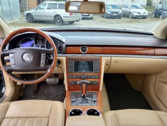 Volkswagen Phaeton 3.0 TDI 171kw 6AT - 12