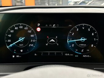 Kia Sportage 1.6 T-GDi MHEV A/T 4x4, r.v.: 2022 - 12